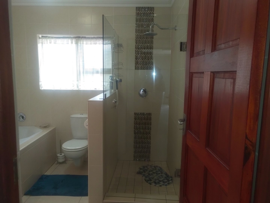 4 Bedroom Property for Sale in Rhodesdene Northern Cape